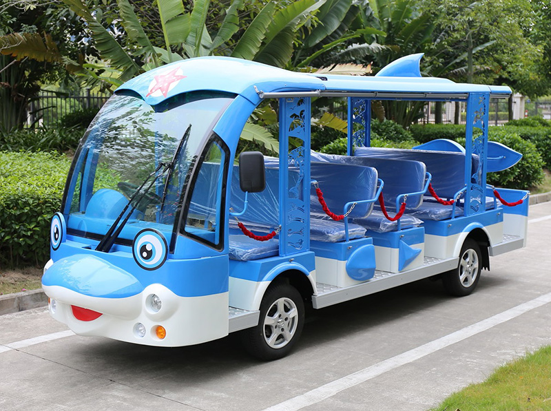 電動(dòng)觀(guān)光車(chē)電池夏季與冬季的日常保養(yǎng)注意事項(xiàng)
